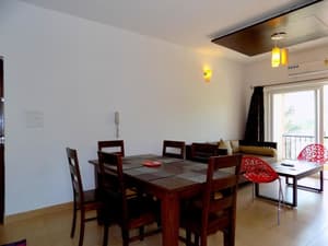 thumbnail: In-room dining