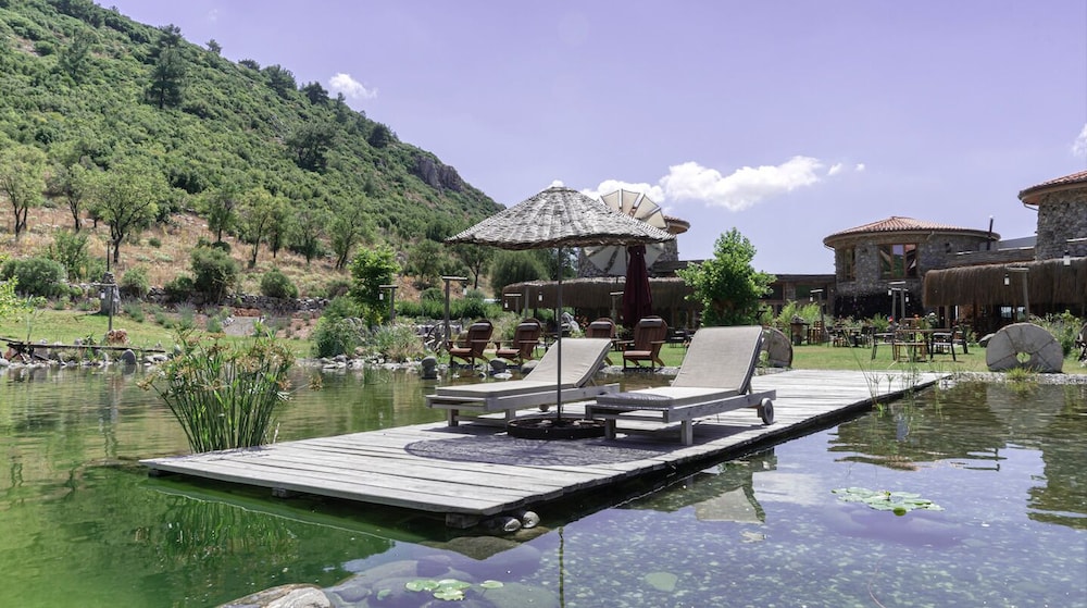 Sundeck