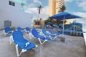 thumbnail: Pool