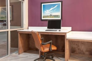 thumbnail: Business center