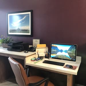 thumbnail: Business center