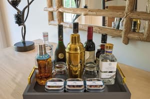 thumbnail: Minibar