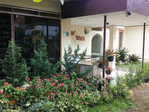 thumbnail: Front of property