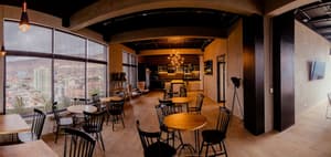 thumbnail: Snack bar