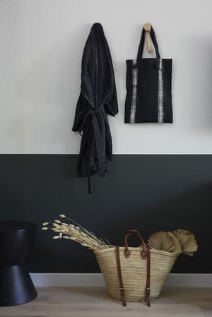 thumbnail: Interior detail