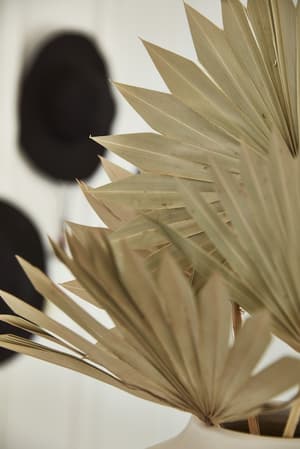 thumbnail: Interior detail