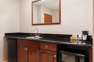 thumbnail: Minibar