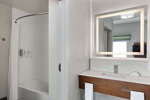 thumbnail: Bathroom shower