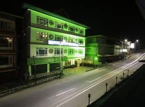 thumbnail: Exterior