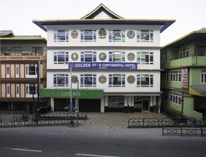 thumbnail: Front of property