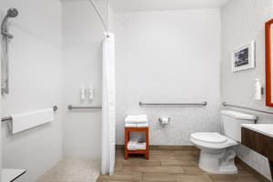 thumbnail: Bathroom shower