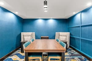 thumbnail: Business center