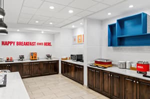 thumbnail: Breakfast area