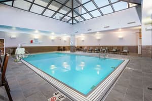 thumbnail: Pool