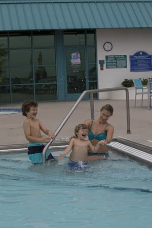 thumbnail: Outdoor pool