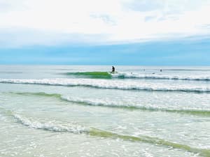 thumbnail: Surfing/boogie boarding