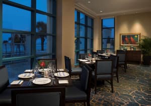 thumbnail: Restaurant