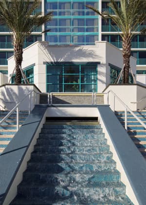 thumbnail: Exterior