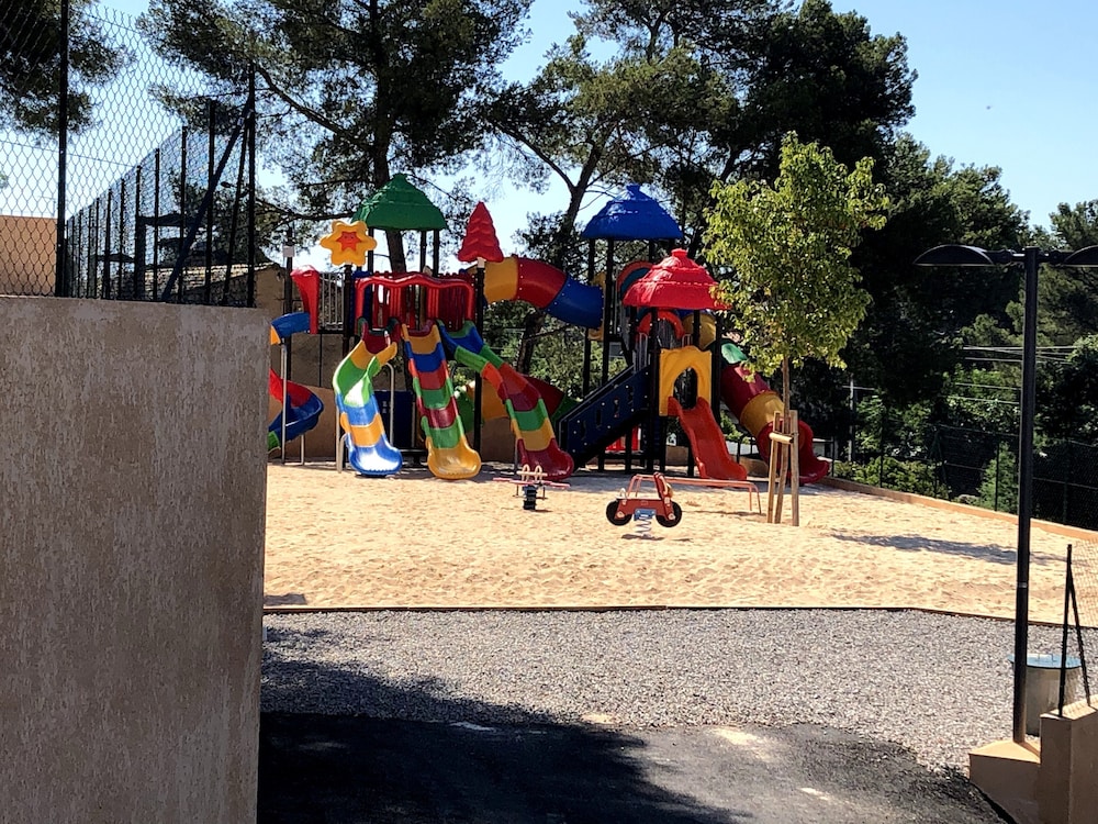 Play area