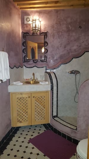 thumbnail: Bathroom shower