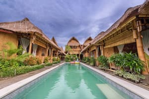 thumbnail: Outdoor pool