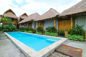 thumbnail: Outdoor pool