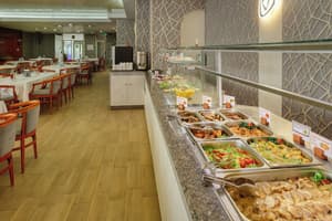 thumbnail: Restaurant