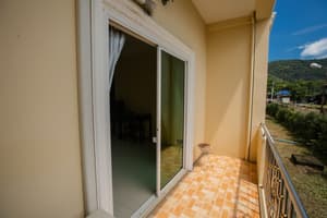 thumbnail: Terrace/patio