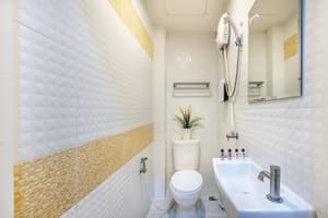 thumbnail: Bathroom