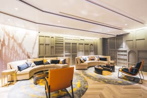 thumbnail: Lobby sitting area