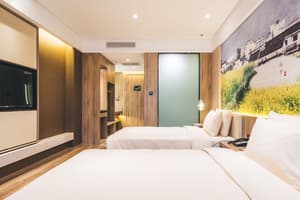 thumbnail: Room