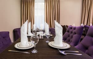 thumbnail: Restaurant