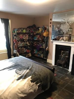 thumbnail: Room