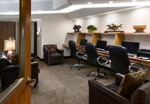thumbnail: Business center