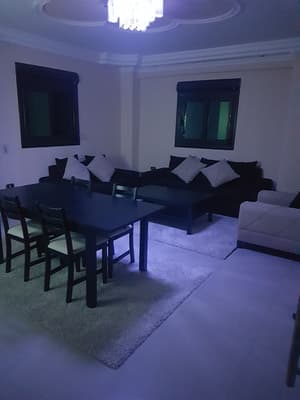 thumbnail: In-room dining