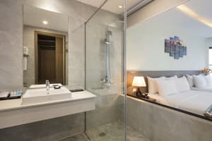 thumbnail: Bathroom