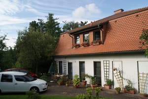 thumbnail: Front of property