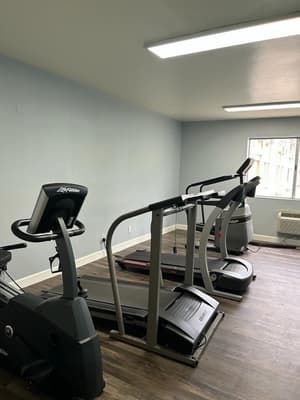 thumbnail: Gym