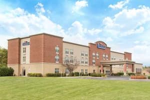 thumbnail: Pool,On-Site,Property Amenity,Recreation