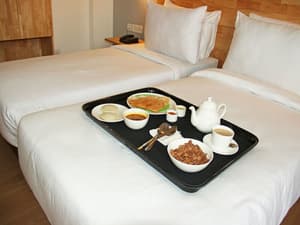 thumbnail: Room service - dining