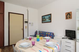 thumbnail: Interior