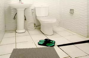 thumbnail: Bathroom