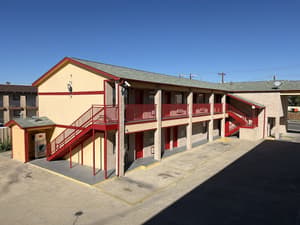 thumbnail: Exterior
