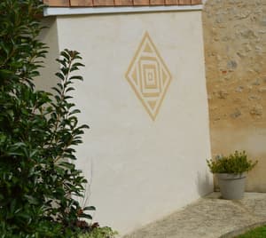 thumbnail: Courtyard
