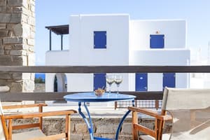 thumbnail: Balcony view