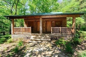 thumbnail: Exterior