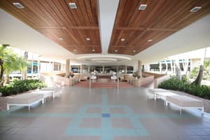 thumbnail: Interior entrance