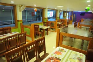 thumbnail: Restaurant