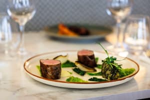 thumbnail: Restaurant