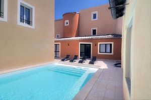 thumbnail: Outdoor pool